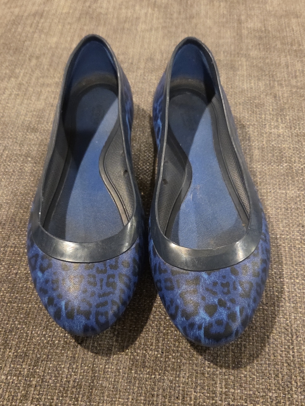 Blue Leopard Print Women's Crocs